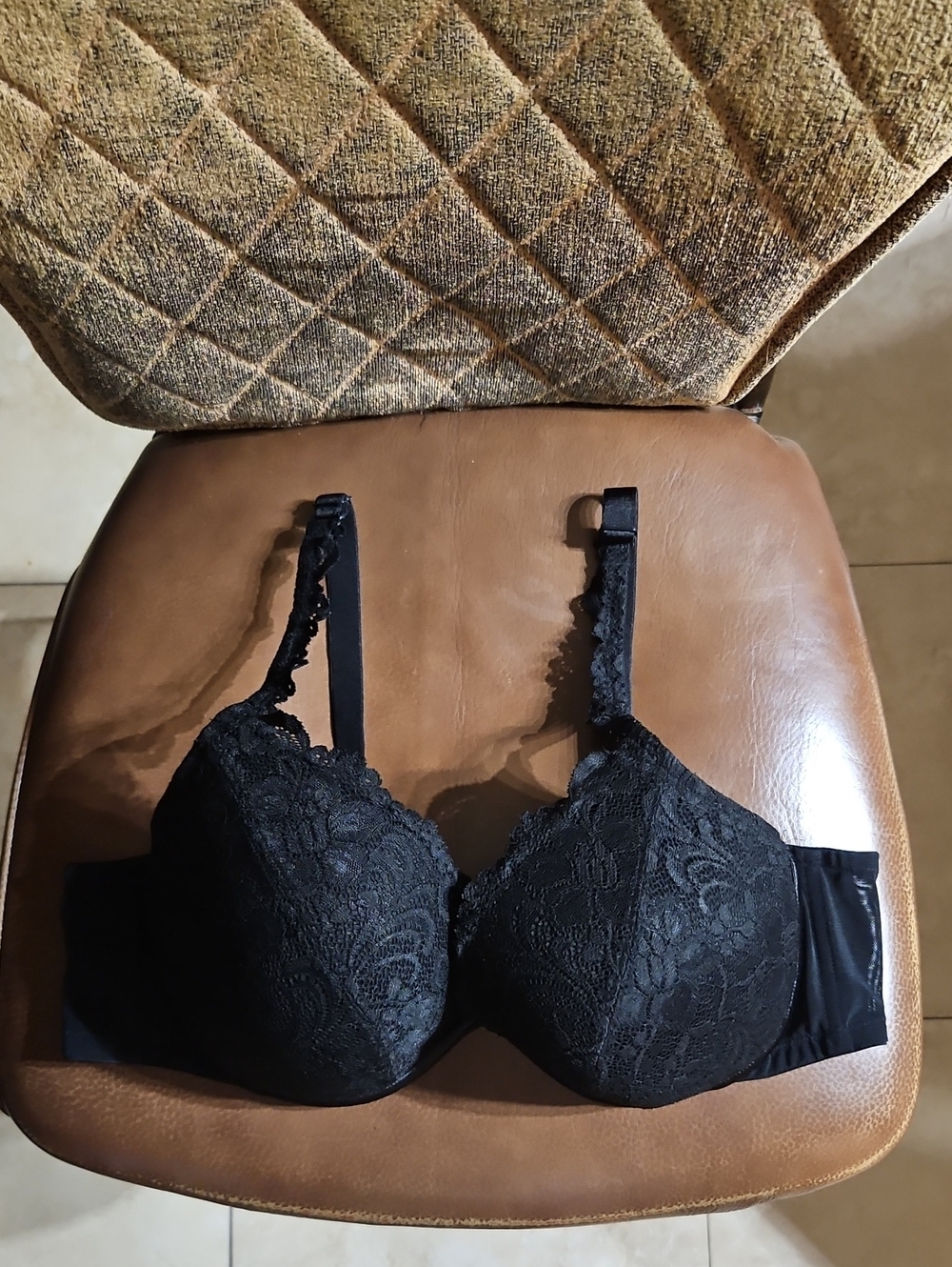 Cacique Lane Bryant Lightly Lined Plunge T-Shirt Underwire Black Floral Lace Bra